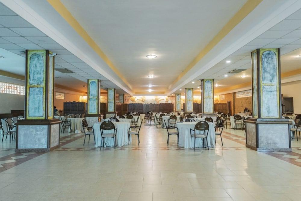 Hotel Bizantino มาสซาฟรา ภายนอก รูปภาพ